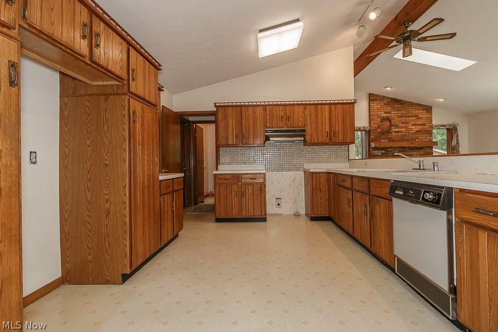 3609 Dayton Road Madison, OH 44057 - Photo 8 of 33 Gallery Image 8