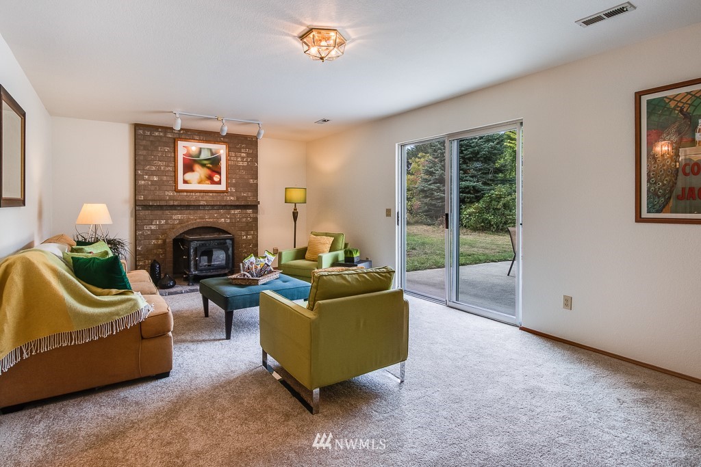 18014 Southeast 132nd Street Renton, WA 98059 - Photo 15 of 25