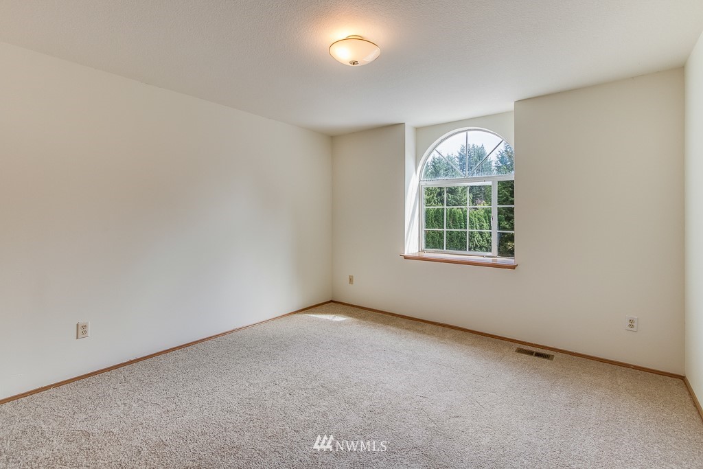 18014 Southeast 132nd Street Renton, WA 98059 - Photo 20 of 25