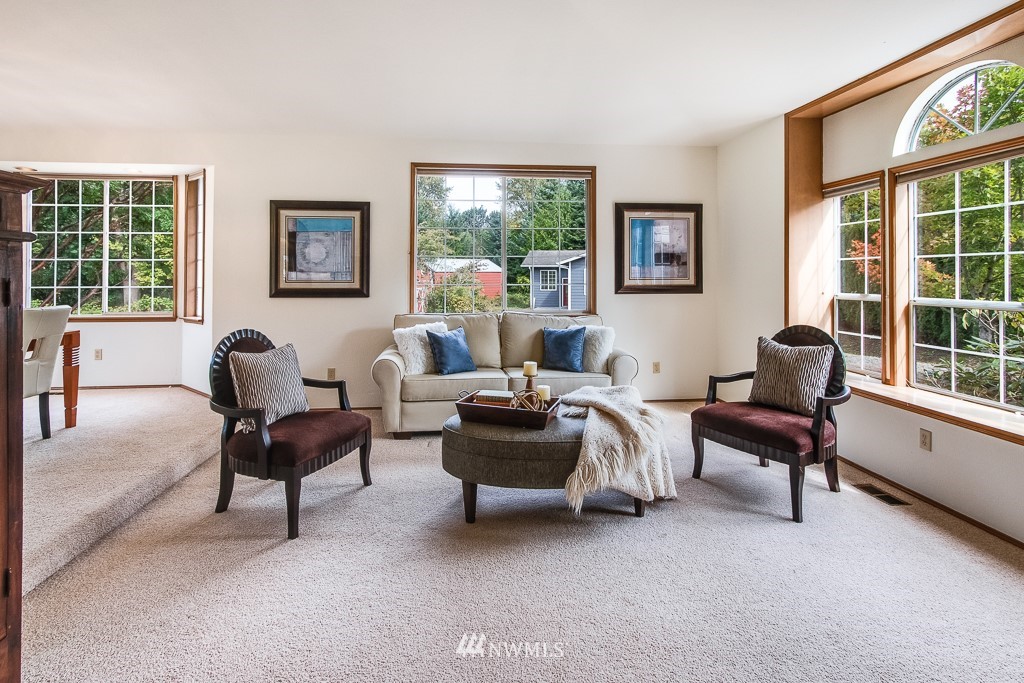 18014 Southeast 132nd Street Renton, WA 98059 - Photo 7 of 25