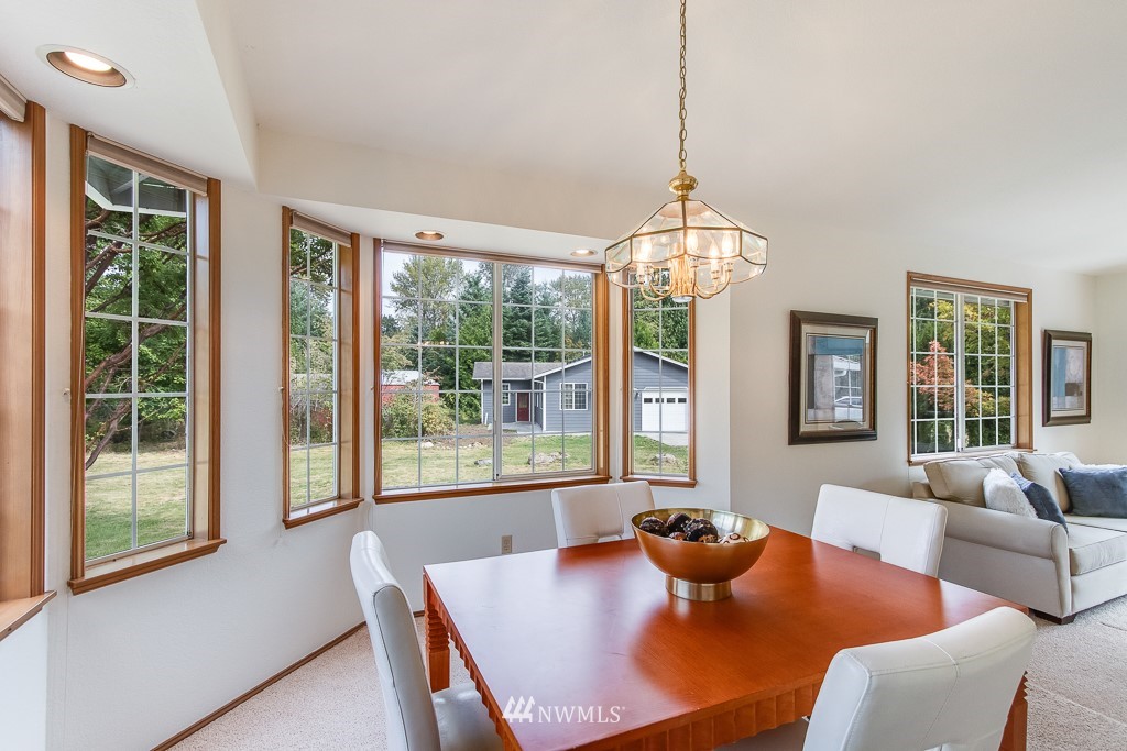 18014 Southeast 132nd Street Renton, WA 98059 - Photo 10 of 25