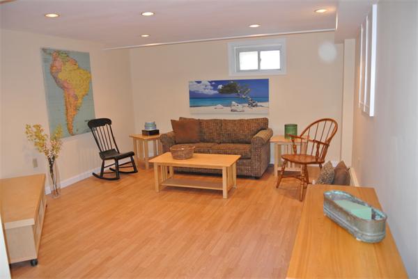 381 Weston Road Wellesley, MA 02482 - Photo 10 of 18