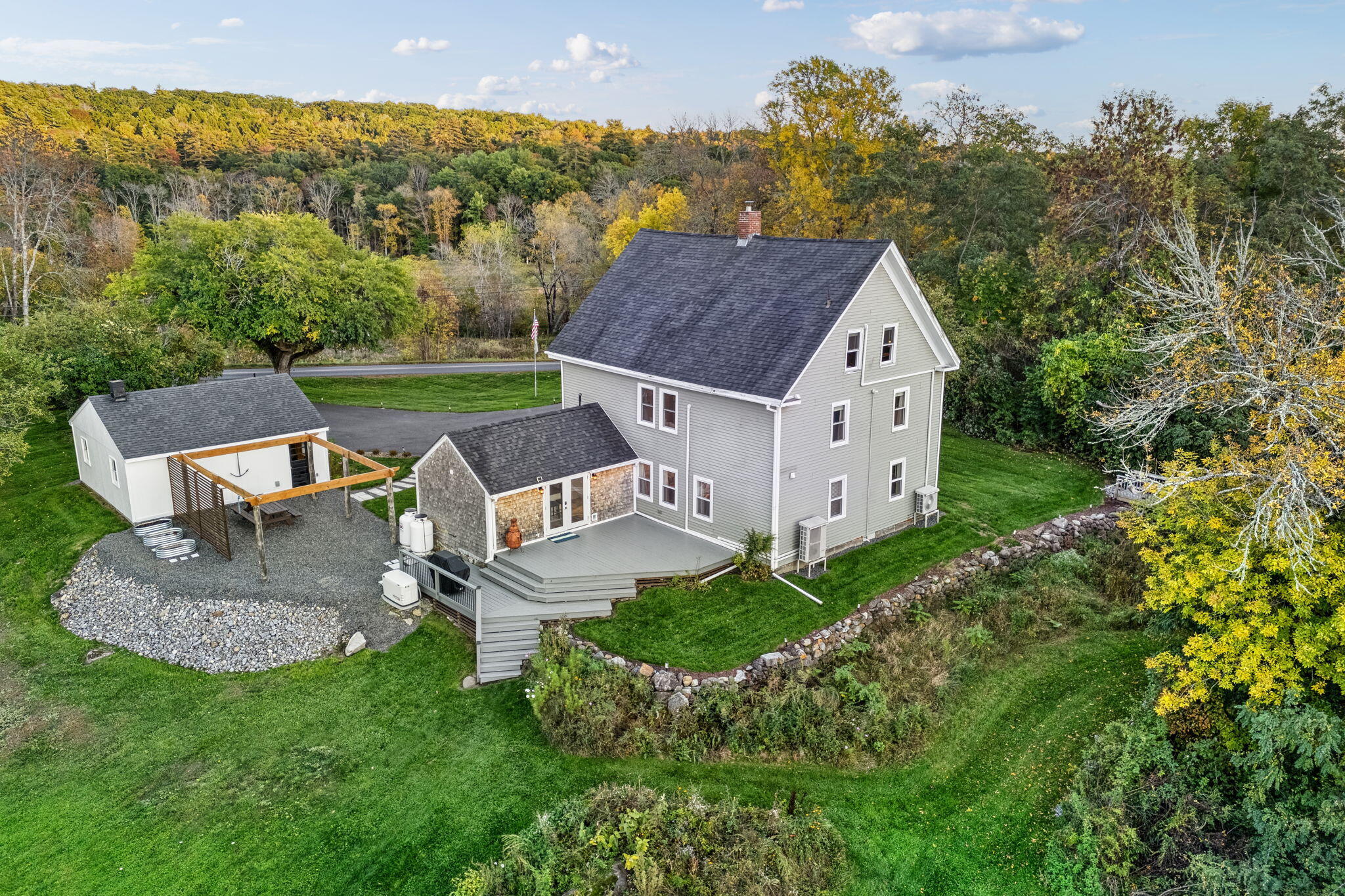 93-web-or-mls-279-middle-rd