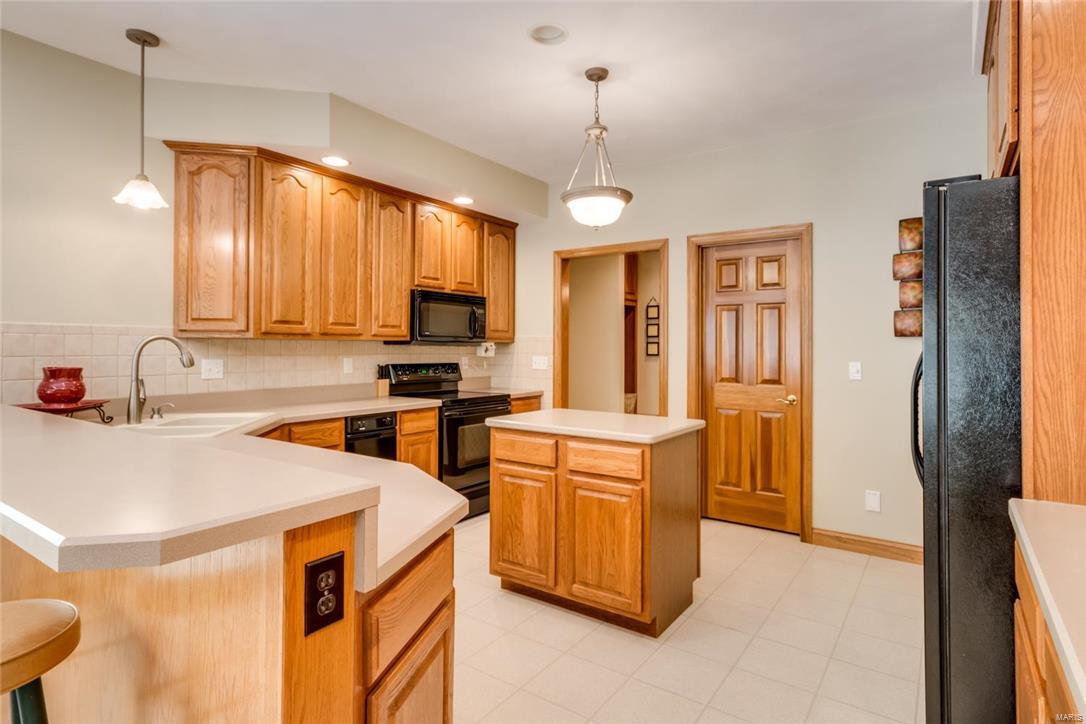 304 Thomas Lane Waterloo, IL 62298 - Photo 17 of 55