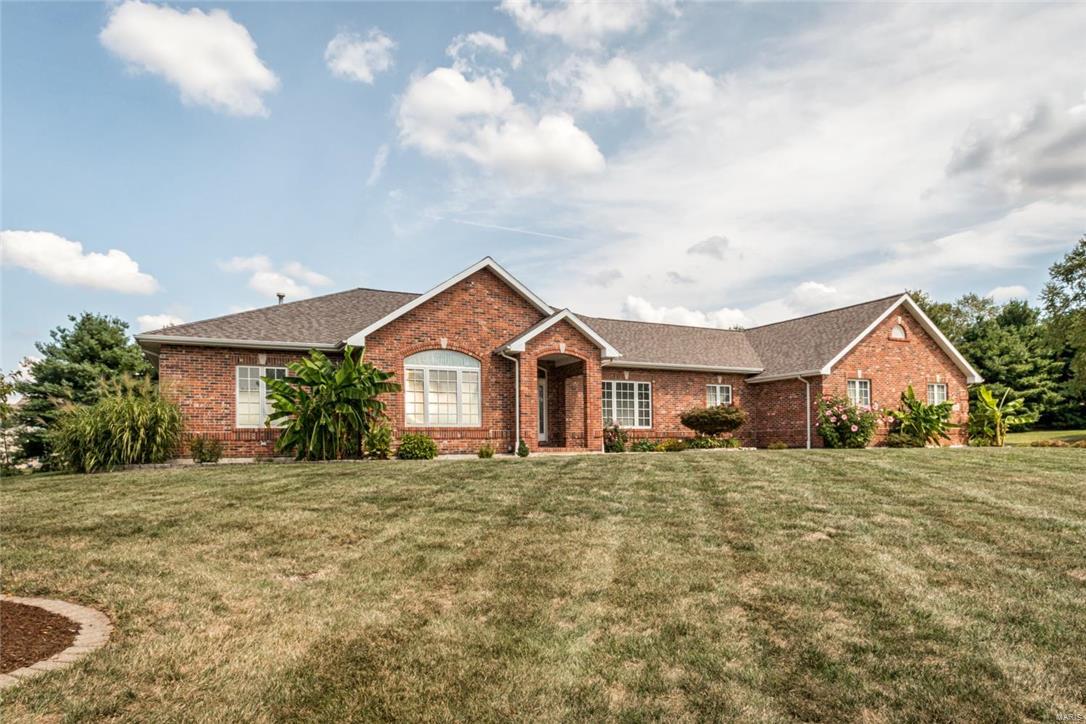 304 Thomas Lane Waterloo, IL 62298 - Photo 3 of 55