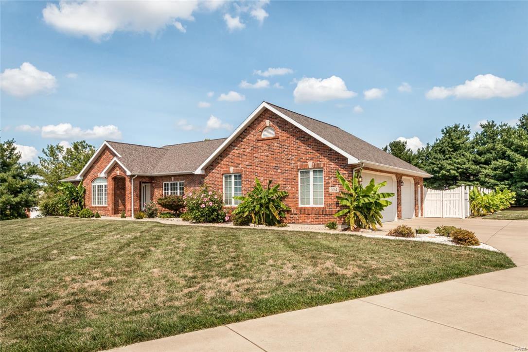 304 Thomas Lane Waterloo, IL 62298 - Photo 4 of 55