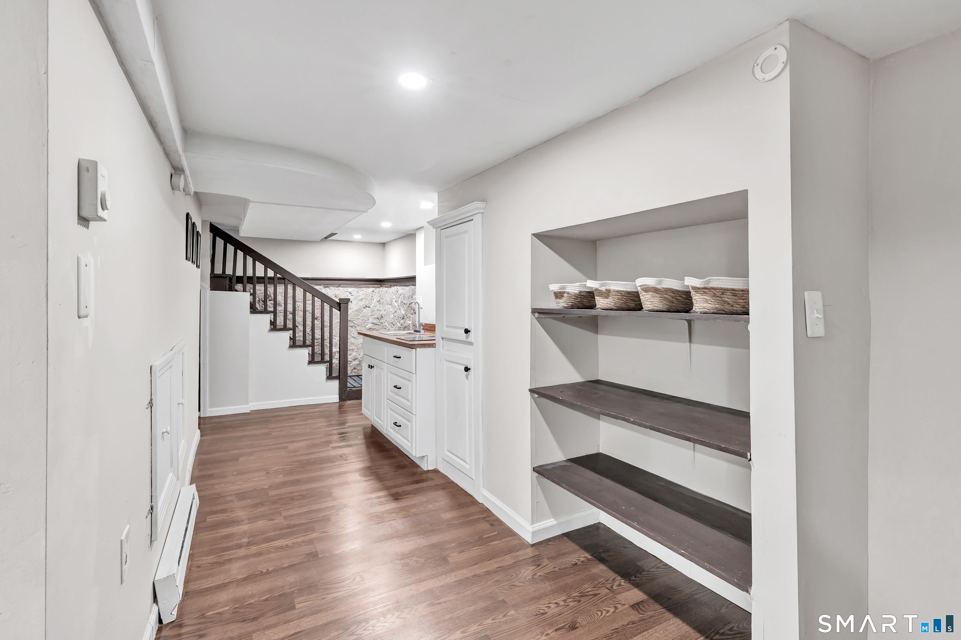 12 Violet Street Hamden, CT 06517 - Photo 23 of 39
