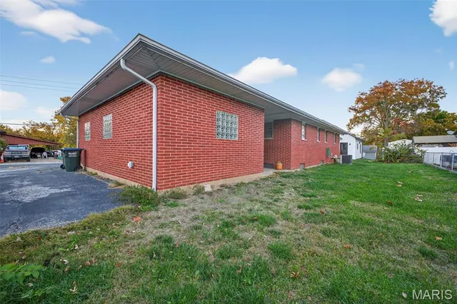 $200,000 | 222 Brandt Street, Columbia, IL 62236