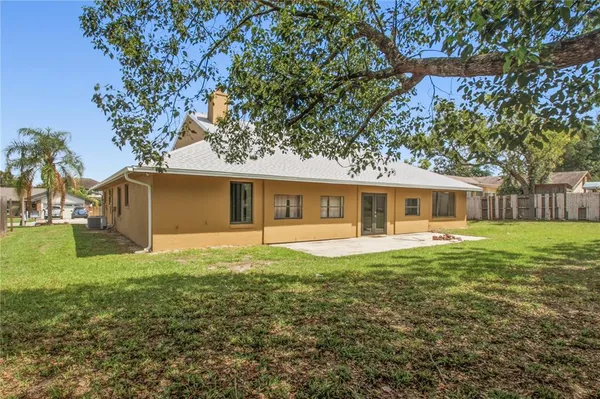 $464,000 | 4649 Creekview Lane, Oviedo, FL 32765