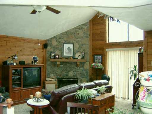 2711 Powder Ridge Road Hidden Valley, PA 15502 - Photo 4 of 8 Gallery Image 4