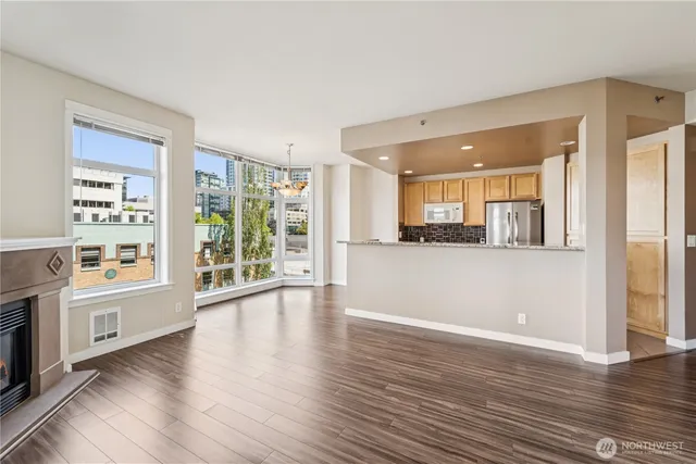 $2,650 | 2801 1st Avenue, Unit 404, Seattle, WA 98121