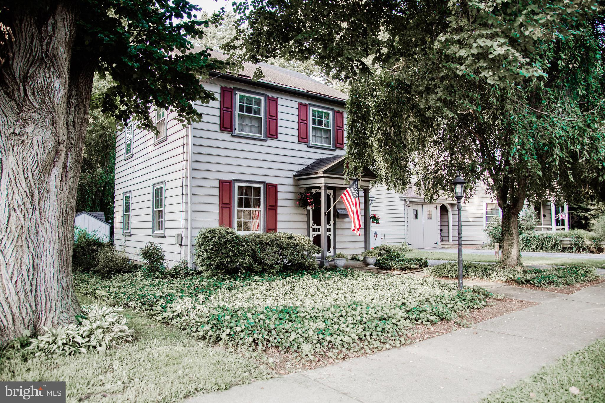 109 West 3rd Avenue Lititz, PA 17543 - Photo 1 of 40
