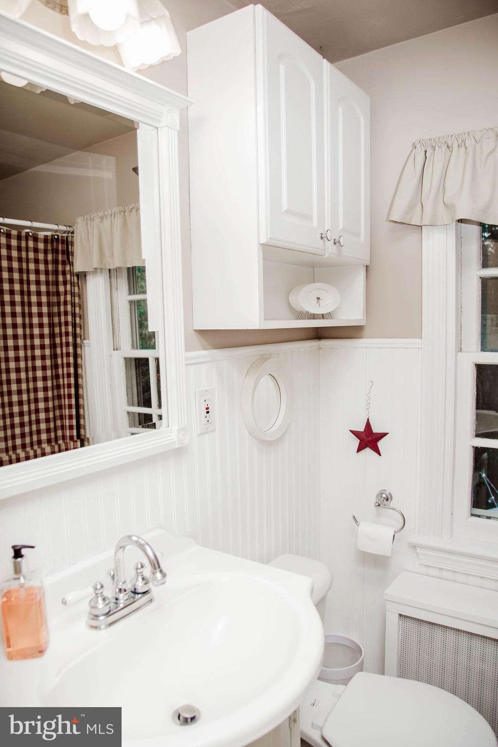 109 West 3rd Avenue Lititz, PA 17543 - Photo 22 of 40