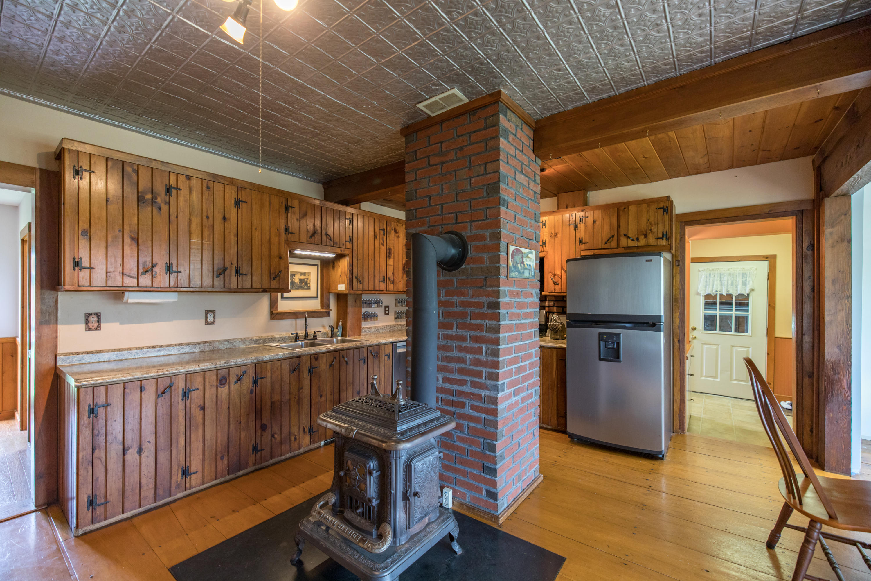 272 South Witham Road Auburn, ME 04210 - Photo 6 of 71 6I3A0459