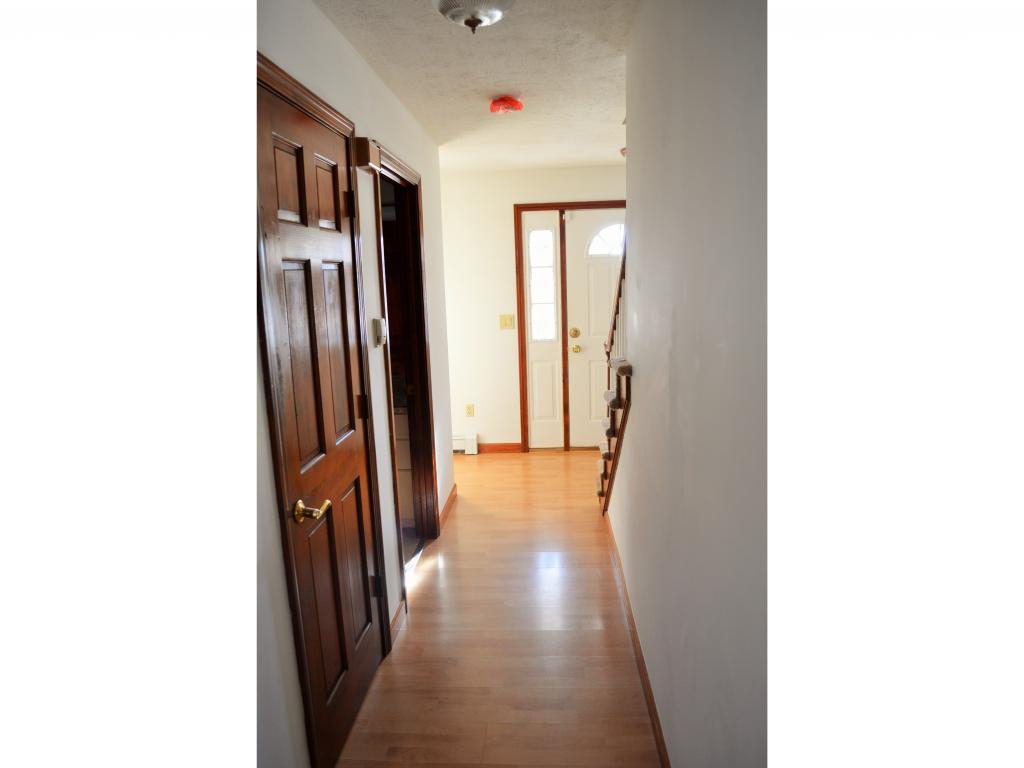 530 Weston Road Manchester, NH 03103 - Photo 8 of 25
