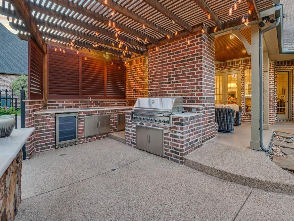 701 Regency Court Denton, TX 76210 - Photo 33 of 39 a view of outdoor seating space