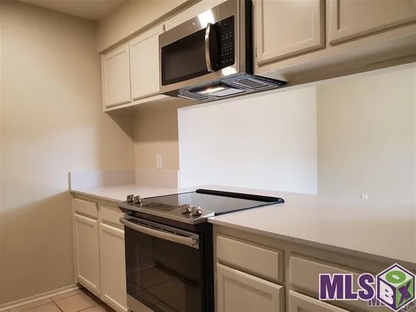$1,350 | 5213 Blair Lane, Unit A, Baton Rouge, LA 70809
