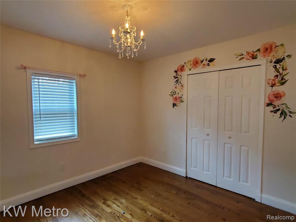2805 Crooks Road Royal Oak, MI 48073 - Photo 14 of 21