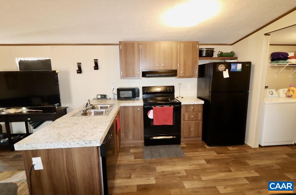 169 Old Darbytown Road Dillwyn, VA 23936 - Photo 5 of 16