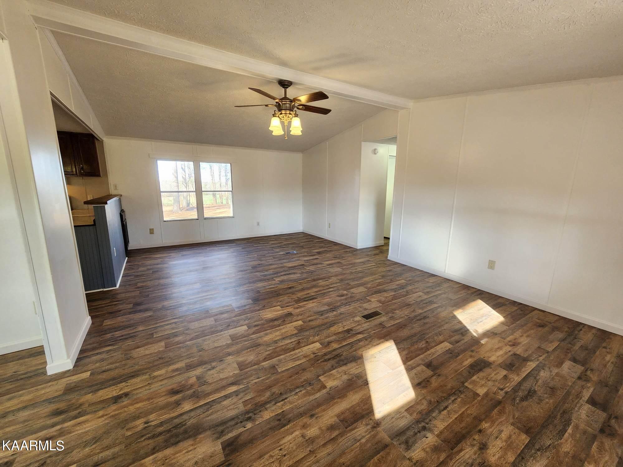 1130 Baldwin Gulf Road Clarkrange, TN 38553 - Photo 6 of 41 1130 Baldwin Gulf Rd pic 11