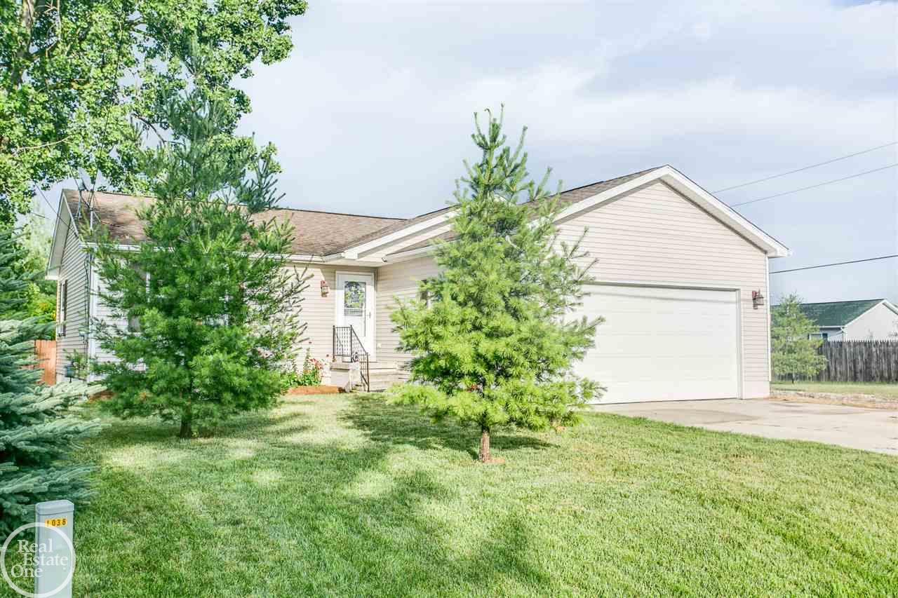 1020 Minnesota Road Port Huron, MI 48060 - Photo 21 of 31 31296462-20.JPG