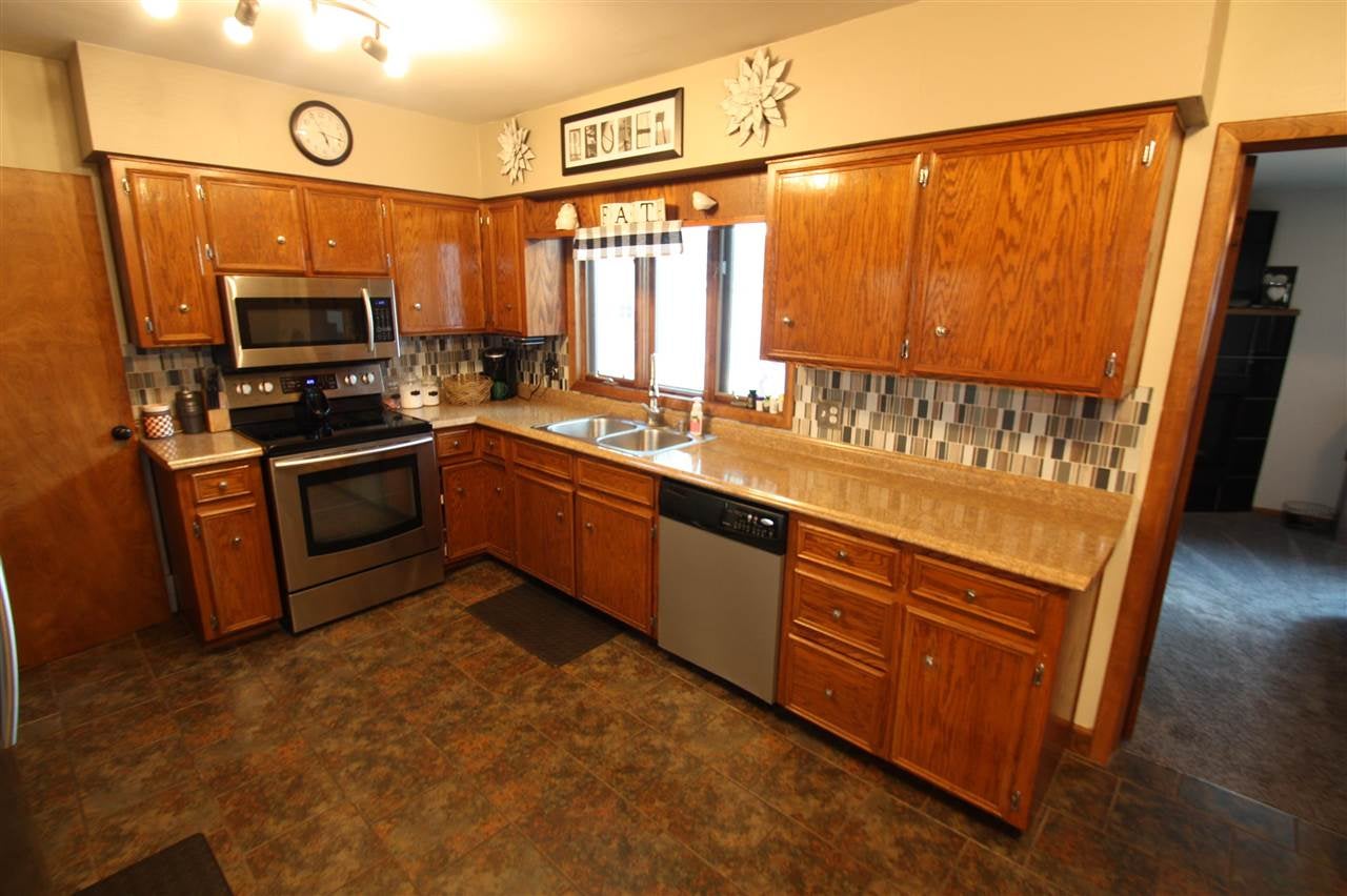 6710 La Porte Road Waterloo, IA 50702 - Photo 5 of 25 Gallery Image 5