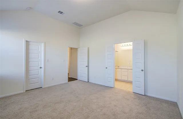 $2,300 | 8426 Beacon Bay Circle, Baytown, TX 77523