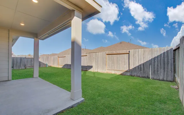 $2,300 | 8426 Beacon Bay Circle, Baytown, TX 77523