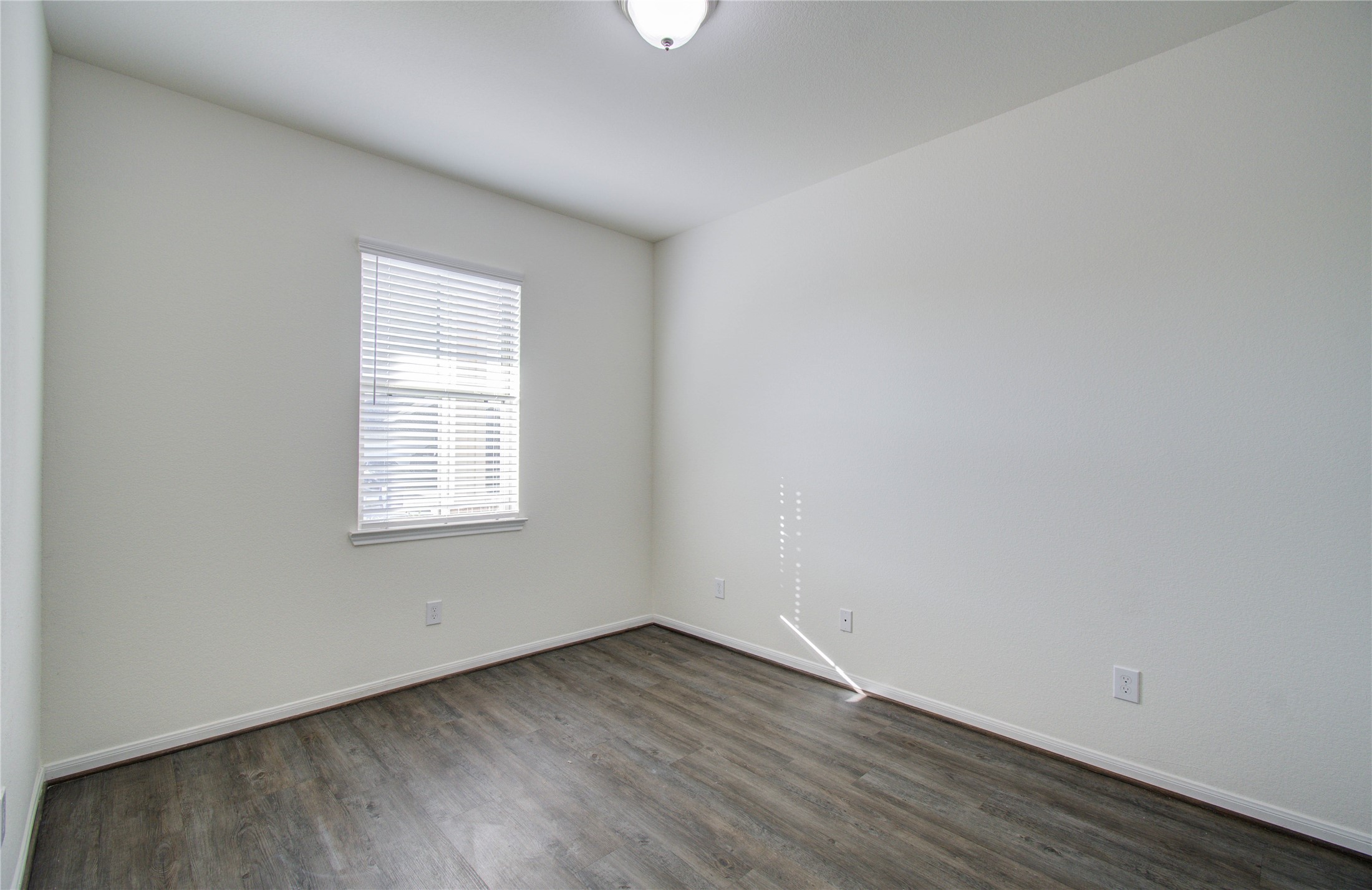 8426 Beacon Bay Circle Baytown, TX 77523 - Photo 8 of 36