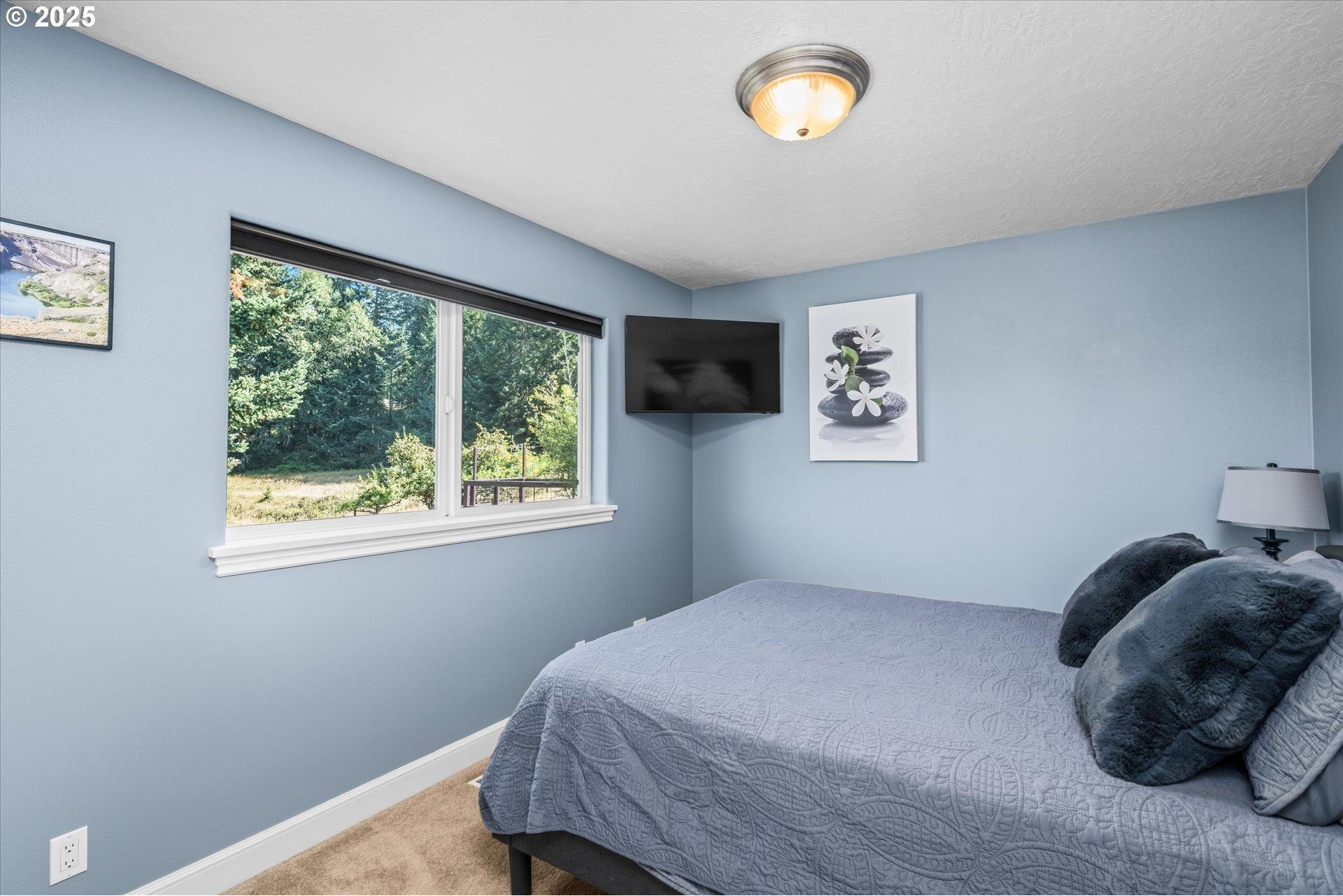 27067 Pickens Road Eugene, OR 97402 - Photo 23 of 47 Gallery Image 23