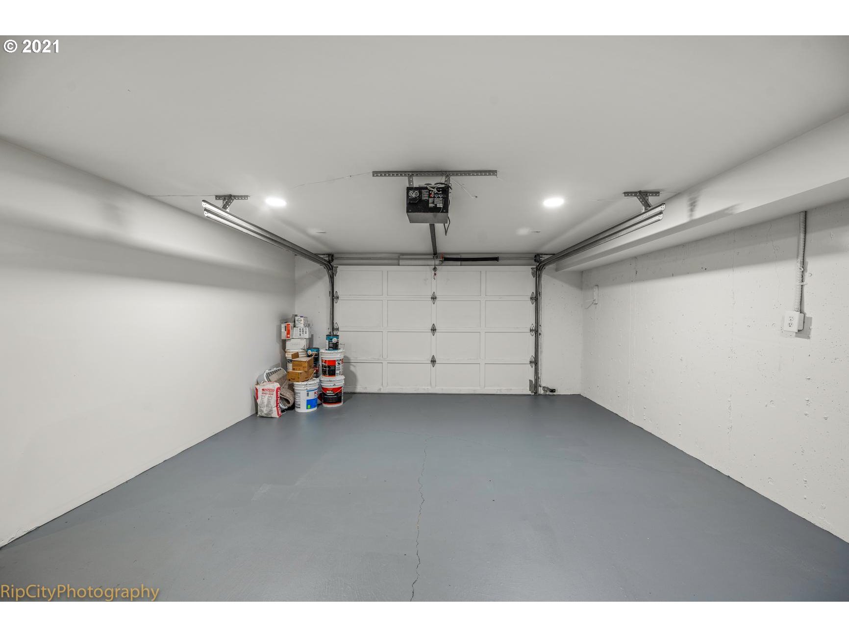 3003 Southwest Flower Terrace Portland, OR 97239 - Photo 22 of 25 Gallery Image 22