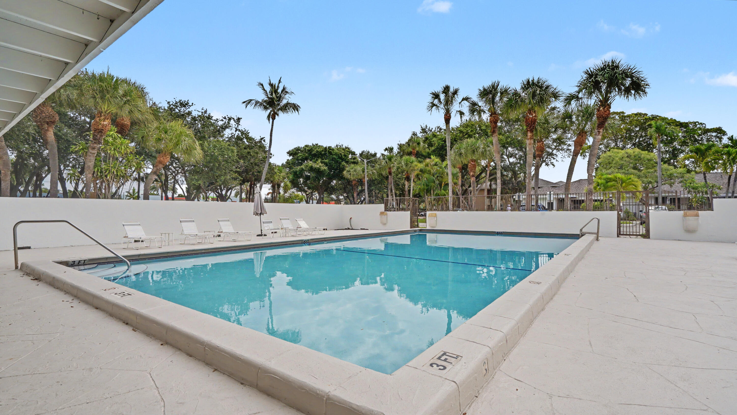 3939 Northeast 5th Avenue, Unit A201 Boca Raton, FL 33431 - Photo 39 of 44 DSC08872