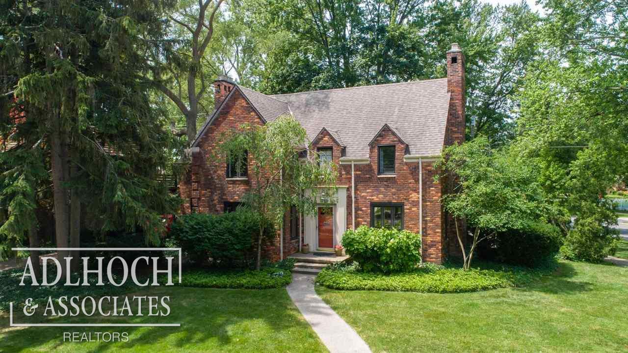 789 Pemberton Road Grosse Pointe, MI 48230 - Photo 1 of 42 50046380.JPG