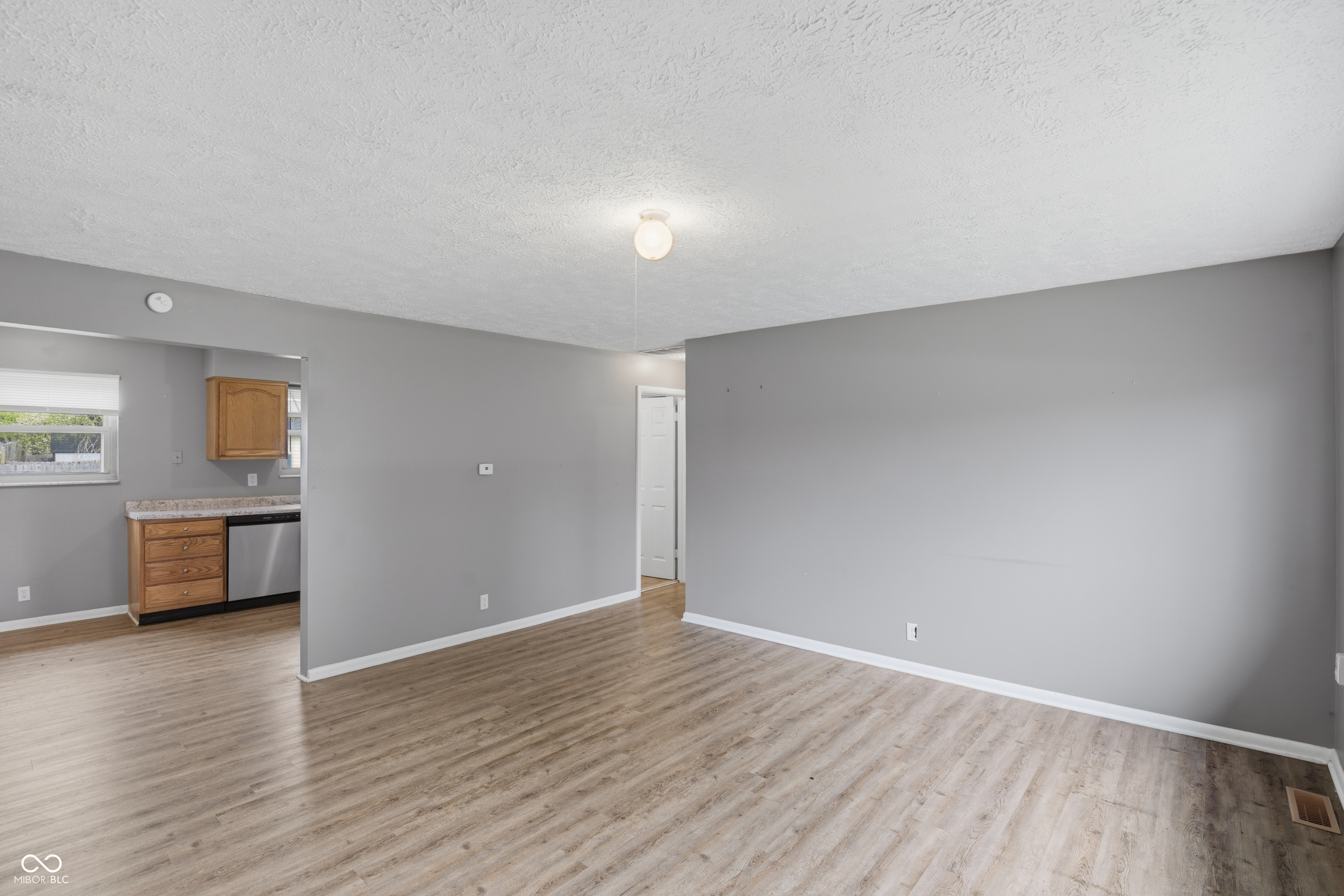 208 Merriman Road Mooresville, IN 46158 - Photo 4 of 18