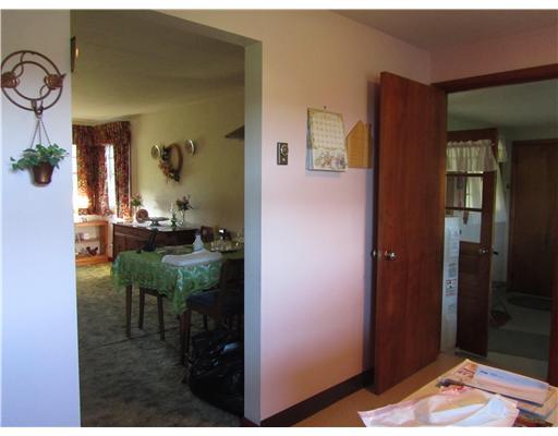 534 North Perry Highway Mercer, PA 16137 - Photo 7 of 18 Dining Room.