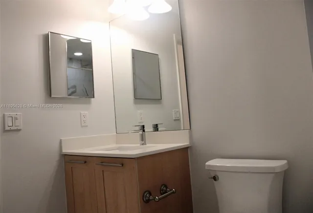 $3,100 | 511 Southeast 5th Avenue, Unit 610, Fort Lauderdale, FL 33301