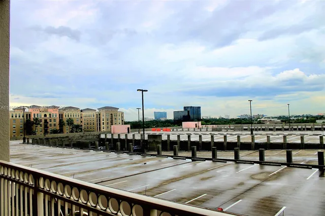 $3,100 | 511 Southeast 5th Avenue, Unit 610, Fort Lauderdale, FL 33301