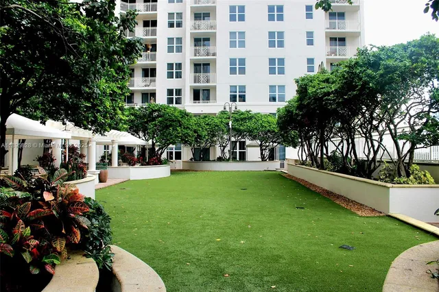 $3,100 | 511 Southeast 5th Avenue, Unit 610, Fort Lauderdale, FL 33301