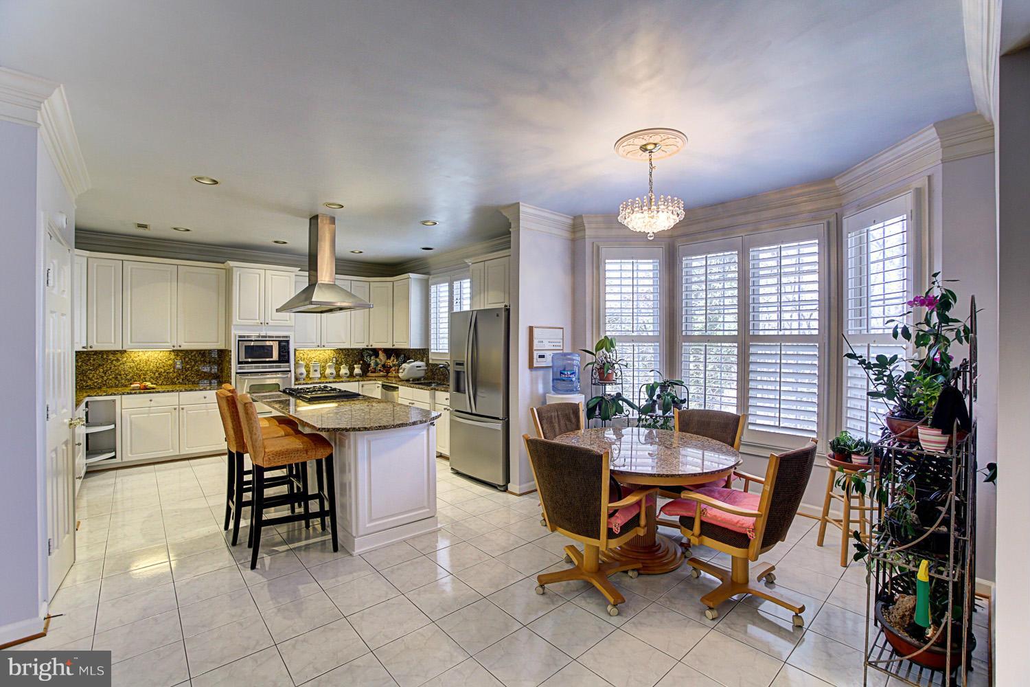 2102 Arrowleaf Drive Vienna, VA 22182 - Photo 11 of 29 Kitchen
