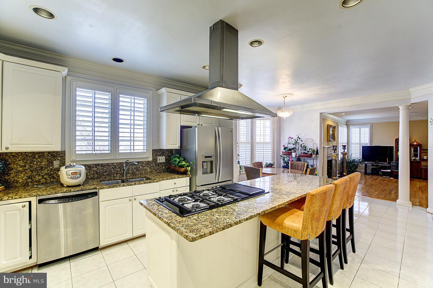 2102 Arrowleaf Drive Vienna, VA 22182 - Photo 12 of 29 Kitchen