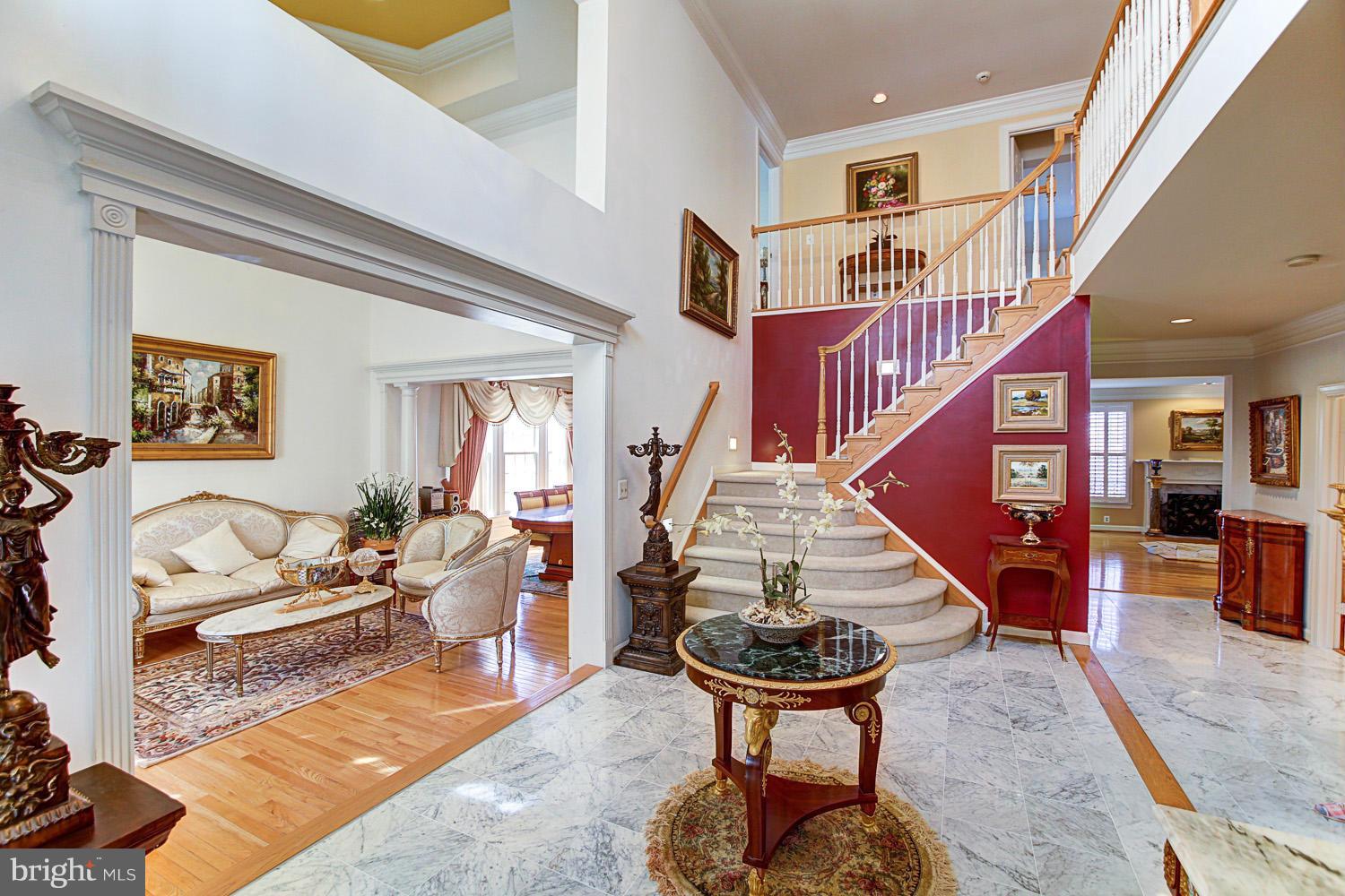 2102 Arrowleaf Drive Vienna, VA 22182 - Photo 3 of 29 Double Story Marble Floor Foyer