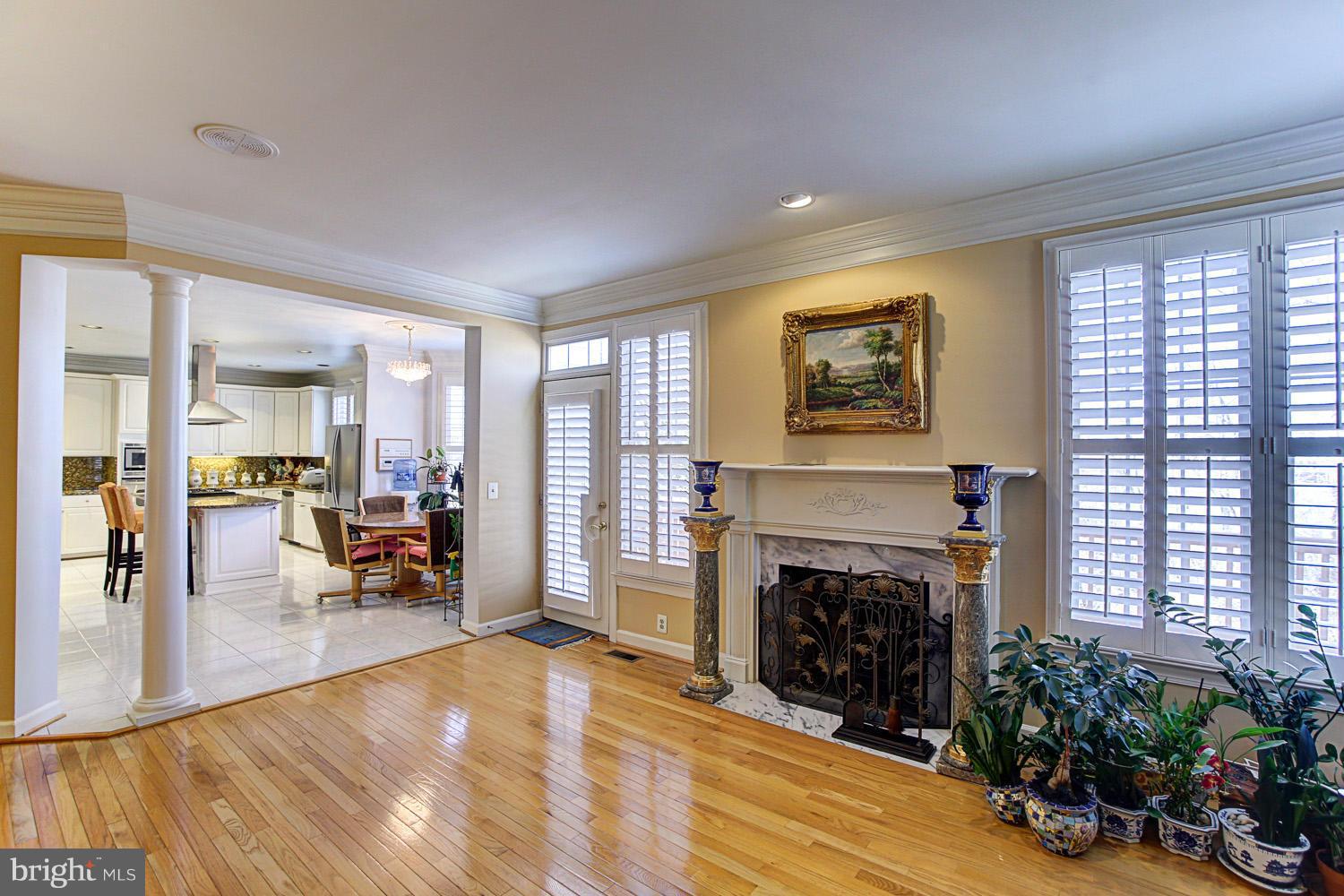 2102 Arrowleaf Drive Vienna, VA 22182 - Photo 10 of 29 Family Room
