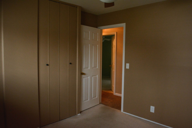 53 Sierra Road Montgomery, IL 60538 - Photo 18 of 25 a view of a hallway with closet area