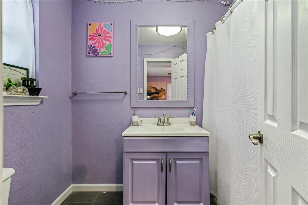 204 Southridge Road Edgewood, TX 75117 - Photo 22 of 36