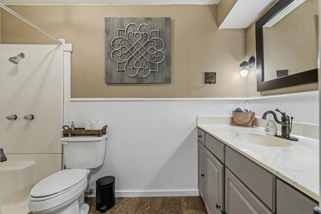 204 Southridge Road Edgewood, TX 75117 - Photo 24 of 36