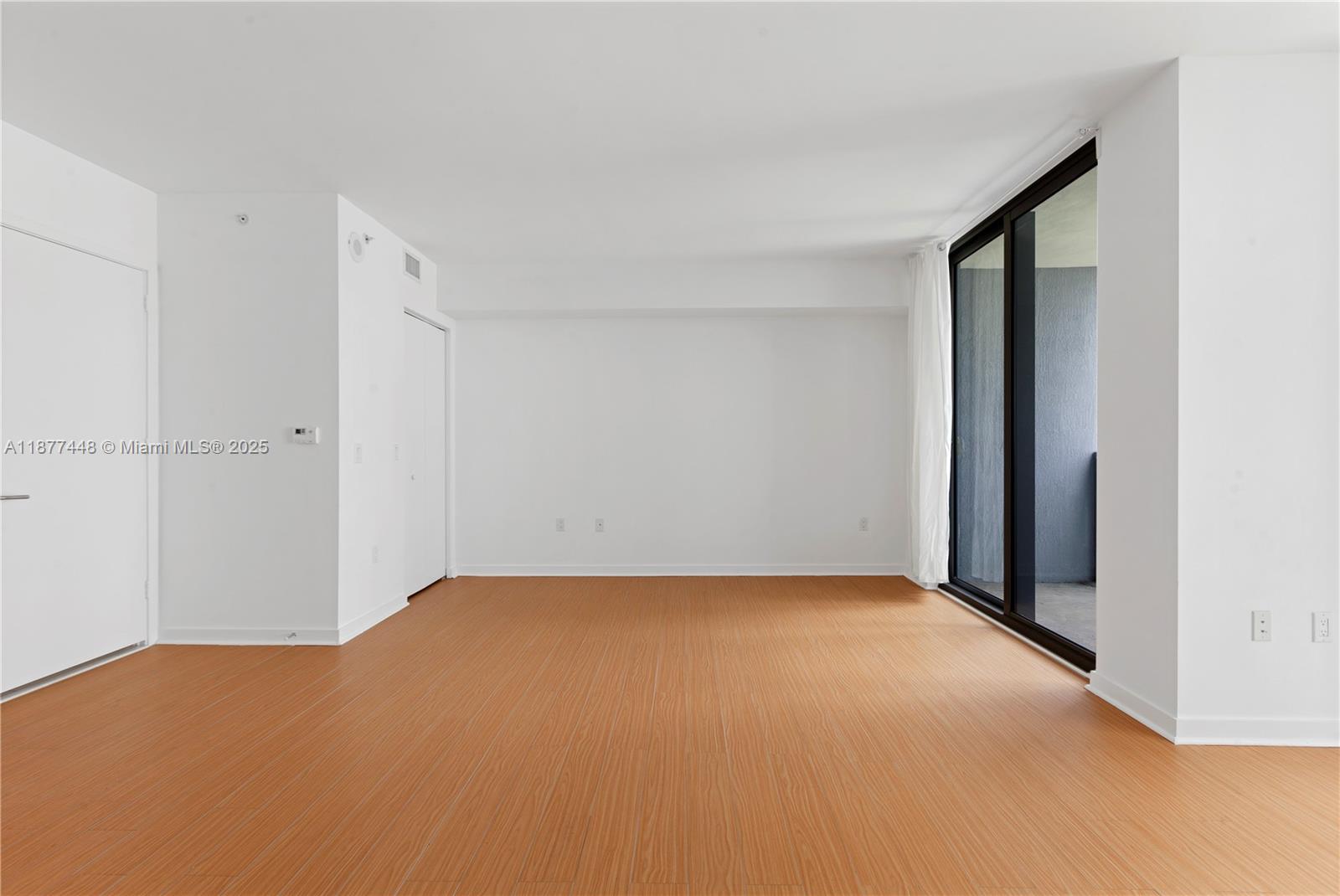 31 Southeast 6th Street, Unit 705 Miami, FL 33131 - Photo 4 of 12 a view of an empty room