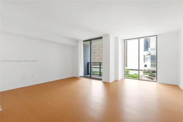 $2,275 | 31 Southeast 6th Street, Unit 705, Miami, FL 33131