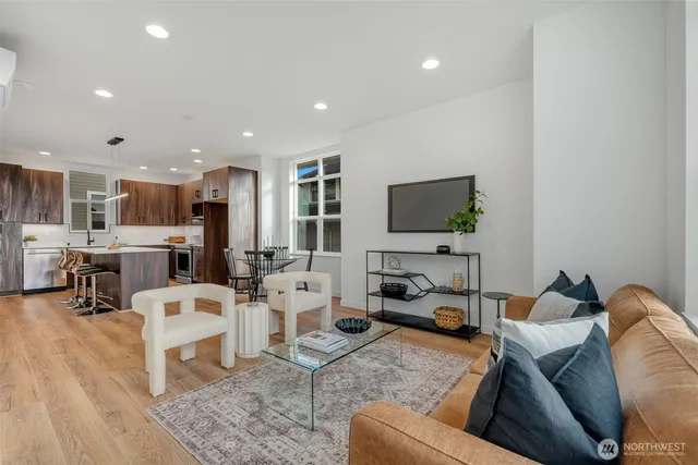 $949,000 | 3014 Northwest 56th Street, Seattle, WA 98107