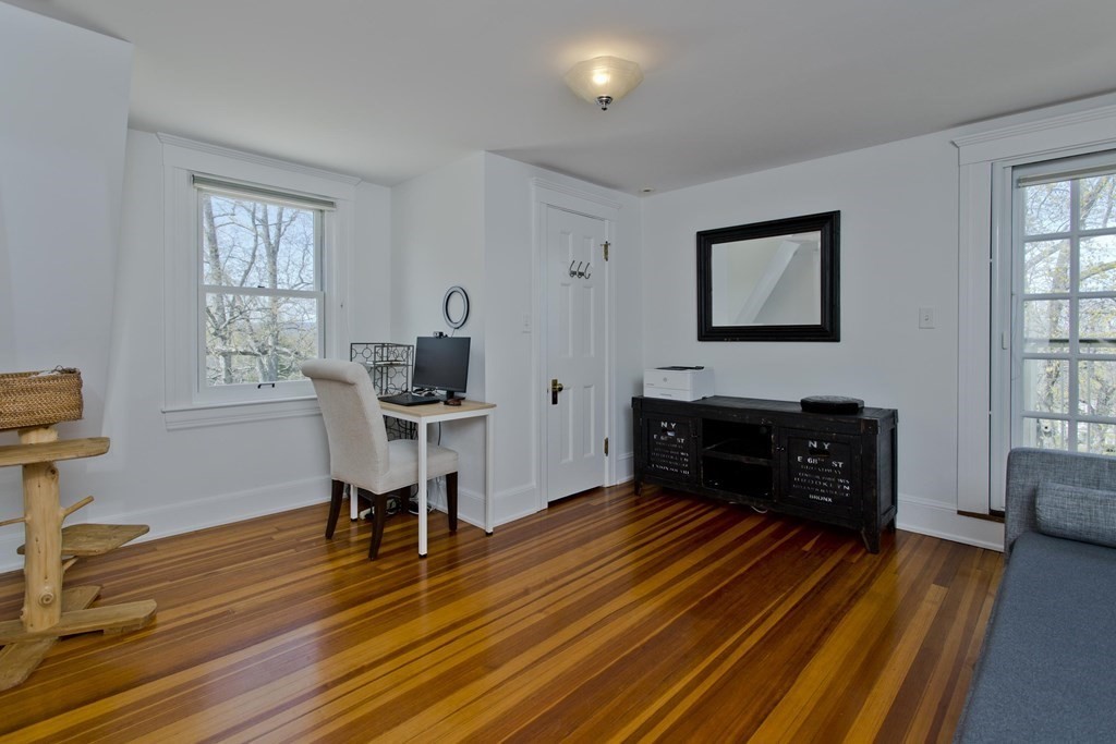 88 Round Hill Road, Unit 3 Northampton, MA 01060 - Photo 30 of 39 Gallery Image 30