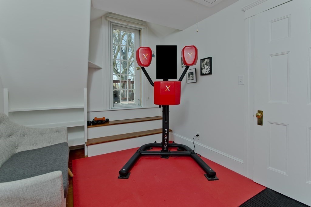 88 Round Hill Road, Unit 3 Northampton, MA 01060 - Photo 33 of 39 Gallery Image 33
